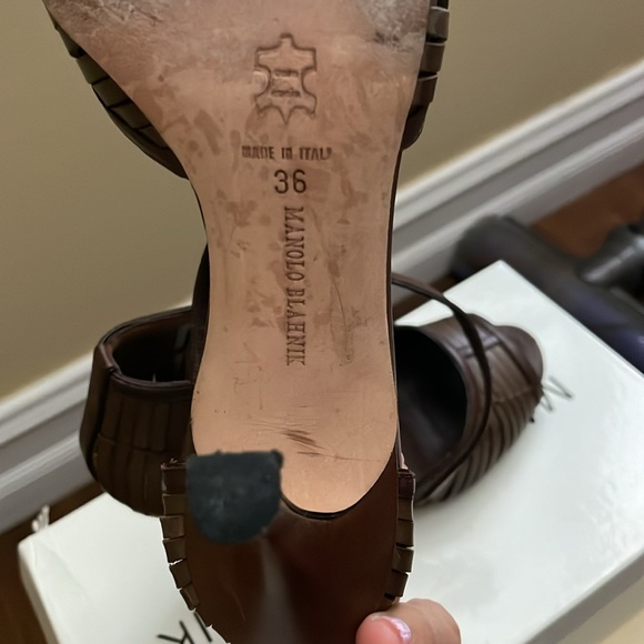 Manolo Blahnik size 6b (36) khaki - Picture 3 of 6
